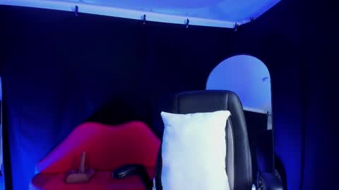 LUCERO online show from 10/14/25, 03:40