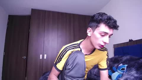 Snapshot of seth_swet chatting on 10/14/25, 05:36 seth online show from 10/14/25, 05:36