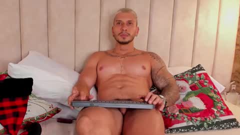 HEY IM SETH online show from 12/19/24, 01:07