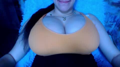 seu_cute online show from 01/18/25, 08:09