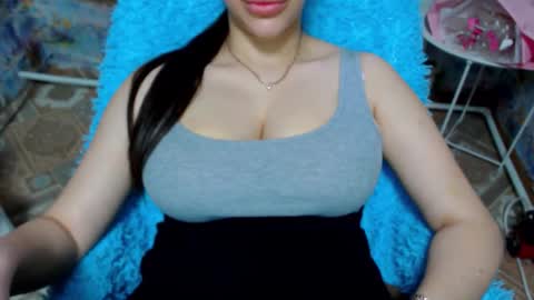 Snapshot of seu_cute chatting on 11/12/25, 08:37 seu_cute online show from 11/12/25, 08:37