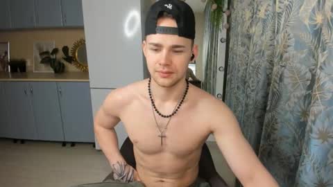Snapshot of sevans14 chatting on 03/10/25, 02:16 SevanS14 online show from 03/10/25, 02:16