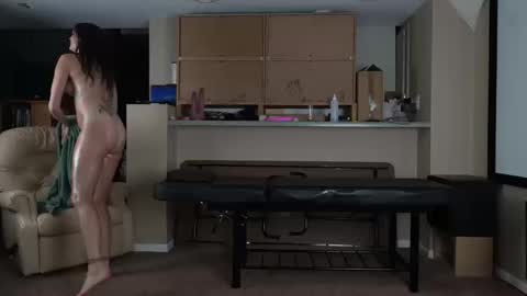 Snapshot of seven8080 chatting on 10/11/25, 02:55 Seven  Anthony online show from 10/11/25, 02:55