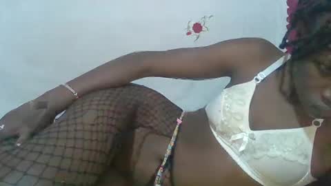 Snapshot of sex997443 chatting on 06/12/26, 06:45 sex997443 online show from 06/12/26, 06:45