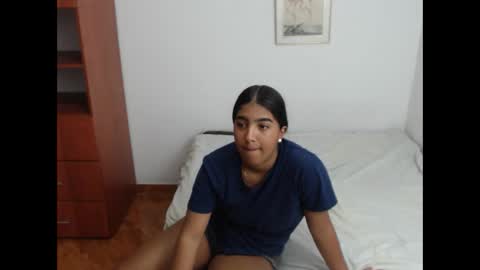 KIKI AND HER BOYFRIEND  online show from 06/02/26, 11:18