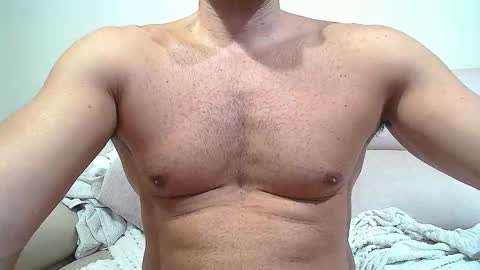 Snapshot of sex_machine_19 chatting on 09/24/25, 11:46 SEX MACHINE 19 online show from 09/24/25, 11:46