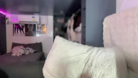 tan online show from 05/15/26, 10:33