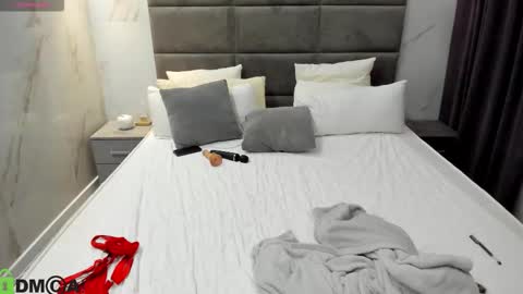 Snapshot of sex_puma chatting on 11/30/25, 10:47 sex_puma online show from 11/30/25, 10:47