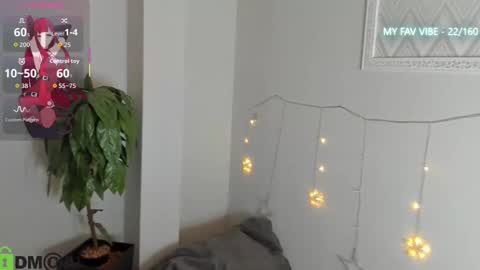 Snapshot of sex_puma chatting on 12/15/25, 09:24 sex_puma online show from 12/15/25, 09:24