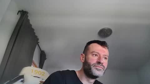 Snapshot of sexbrute chatting on 09/15/25, 03:23 sexbrute online show from 09/15/25, 03:23