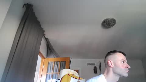 Snapshot of sexbrute chatting on 11/03/25, 03:24 sexbrute online show from 11/03/25, 03:24