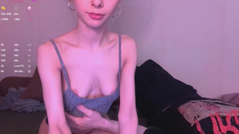 Dina online show from 02/09/25, 08:02