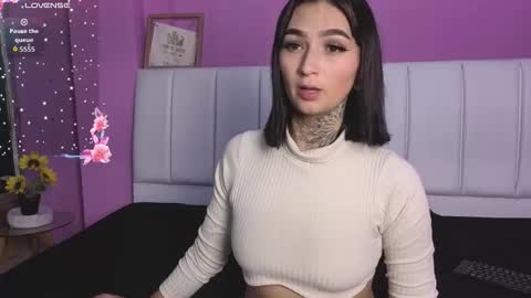 Snapshot of sexengel_lissa chatting on 10/19/25, 09:15 sexengel_lissa online show from 10/19/25, 09:15