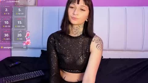 Snapshot of sexengel_lissa chatting on 10/25/25, 02:56 sexengel_lissa online show from 10/25/25, 02:56