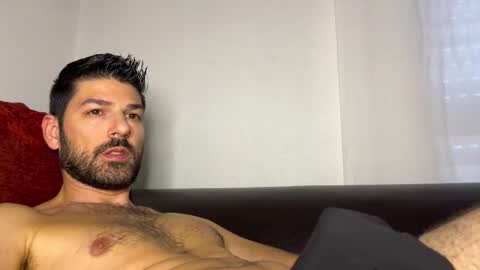 Lucenzo  online show from 10/05/25, 03:54