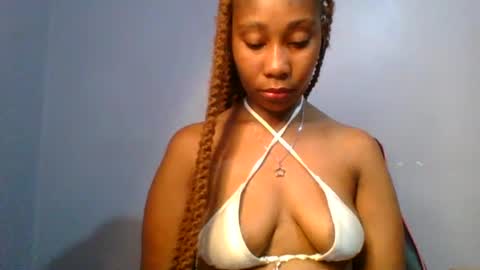 Maggie online show from 02/01/25, 11:27