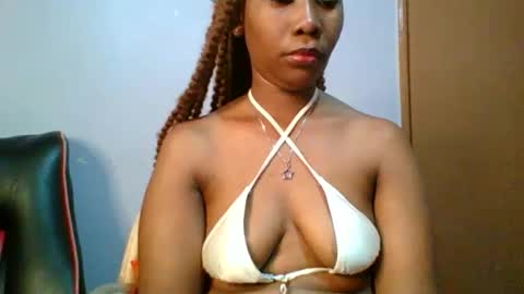 Maggie online show from 02/02/25, 03:43