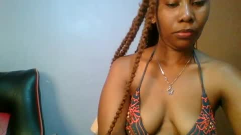 Maggie online show from 02/03/25, 07:07