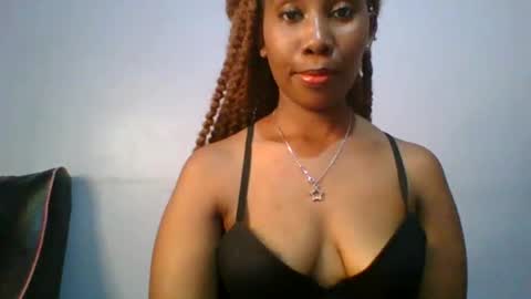 Maggie online show from 02/11/25, 12:58