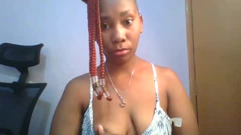 Maggie online show from 02/17/25, 07:47