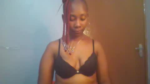 Maggie online show from 02/26/25, 07:31