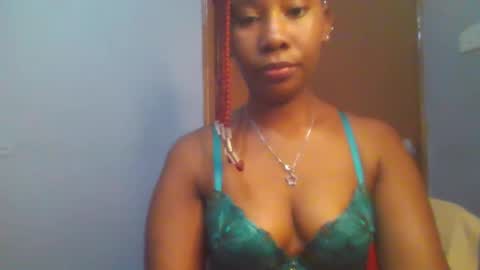Maggie online show from 02/26/25, 12:14