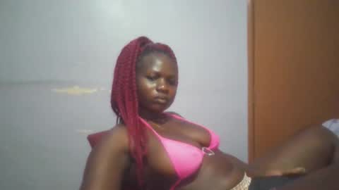 Maggie online show from 09/28/25, 08:25