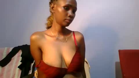 Snapshot of sexie_love chatting on 02/28/25, 05:04 Nancy online show from 02/28/25, 05:04