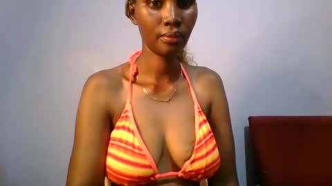 Snapshot of sexie_love chatting on 03/01/25, 03:27 Nancy online show from 03/01/25, 03:27