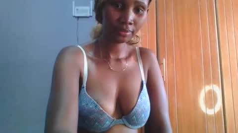 Snapshot of sexie_love chatting on 03/09/25, 11:25 Nancy online show from 03/09/25, 11:25