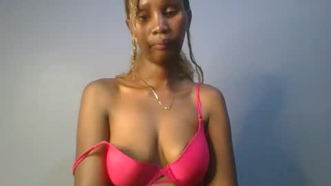 Snapshot of sexie_love chatting on 03/11/25, 12:11 Nancy online show from 03/11/25, 12:11
