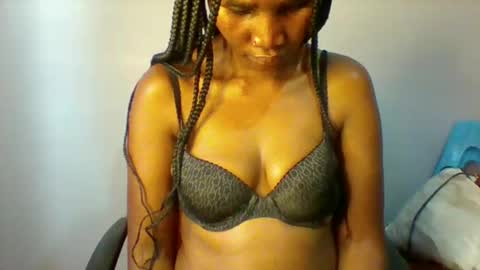 Snapshot of sexie_love chatting on 09/10/25, 12:38 Nancy online show from 09/10/25, 12:38