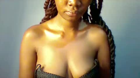 Snapshot of sexie_love chatting on 09/19/25, 09:15 Nancy online show from 09/19/25, 09:15