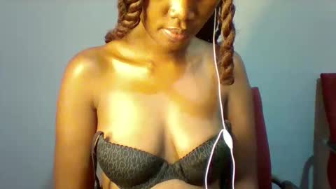 Snapshot of sexie_love chatting on 09/21/25, 08:10 Nancy online show from 09/21/25, 08:10