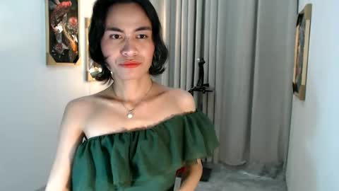 lara online show from 06/21/26, 10:51