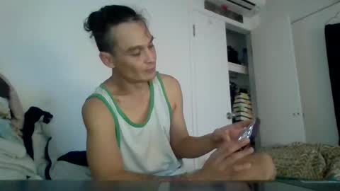 Snapshot of sexiiisenseiii chatting on 01/07/25, 03:54 dankdiggler online show from 01/07/25, 03:54