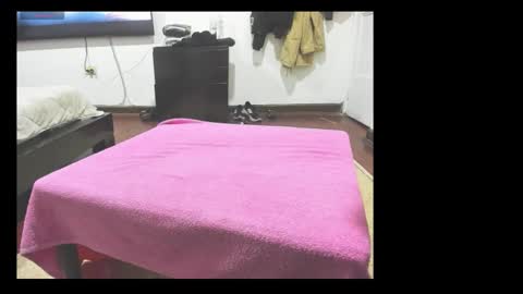 Snapshot of sexiipocahonta chatting on 09/20/25, 02:12 djones online show from 09/20/25, 02:12