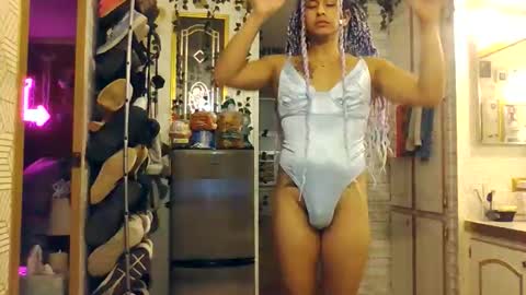 Snapshot of sexiwhiskey699 chatting on 11/12/25, 02:56 sexiwhiskey699 online show from 11/12/25, 02:56