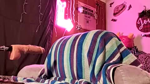 Snapshot of sexiwhiskey699 chatting on 11/15/25, 02:09 sexiwhiskey699 online show from 11/15/25, 02:09