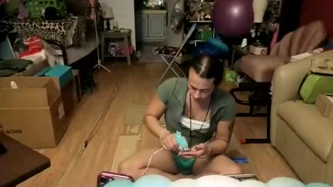Snapshot of sexiwhiskey699 chatting on 06/08/26, 04:13 sexiwhiskey699 online show from 06/08/26, 04:13