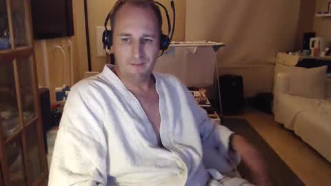 Snapshot of sexlobo1 chatting on 01/26/25, 10:46 Sexlobo online show from 01/26/25, 10:46