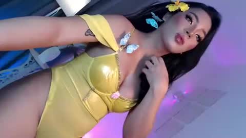 Snapshot of sexlovergirl_soffy chatting on 10/23/25, 10:14 call me sofia online show from 10/23/25, 10:14