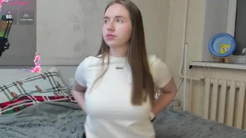 Snapshot of sexmyface chatting on 12/14/25, 01:38 Grace online show from 12/14/25, 01:38