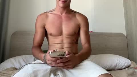 Jace online show from 04/11/26, 07:45