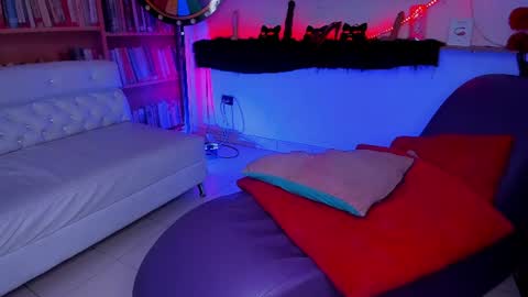 April   18 year and ROSS dick 20cm online show from 07/01/26, 02:07