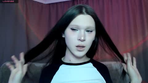 Nextdoor Princess online show from 02/18/25, 03:31