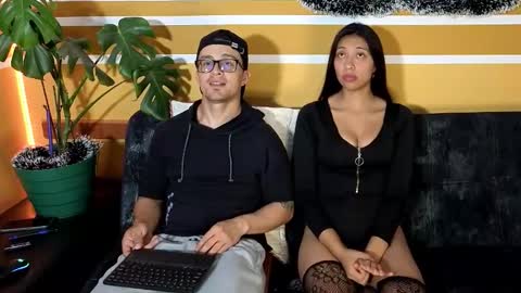 KhidaMilo online show from 12/16/25, 04:06