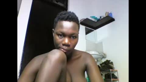 sexqueen02 online show from 12/31/24, 12:32