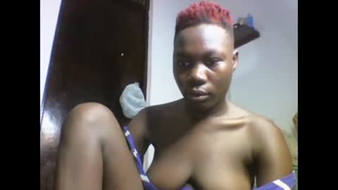 sexqueen02 online show from 01/08/25, 12:17