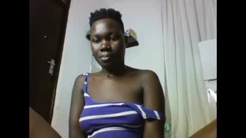 sexqueen02 online show from 02/04/25, 10:54